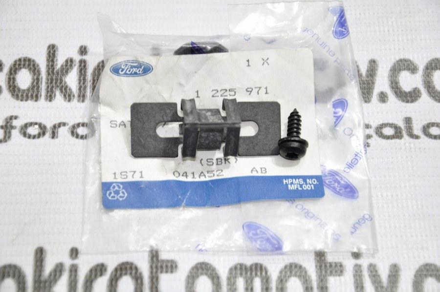 FORD MONDEO TAVAN KLİPSİ 1S71-A041A52-AB