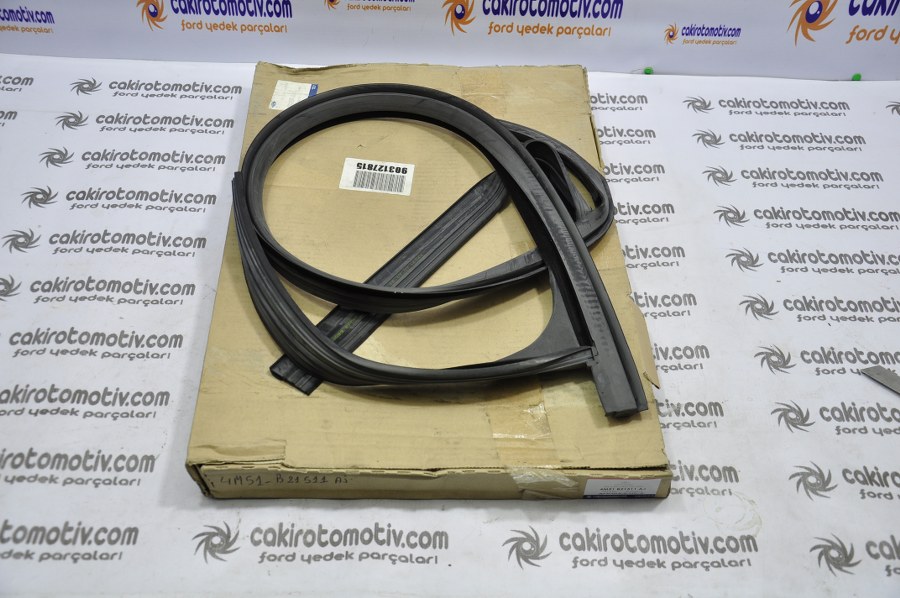 FORD FOCUS ÖN SOL CAM LASTİĞİ 4M51-R21511-AJ