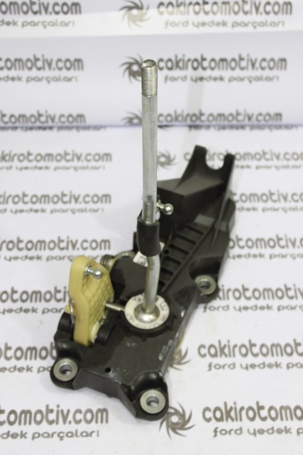 FORD FOCUS VİTES YUVASI 2006- 8M5R-7C453-AA